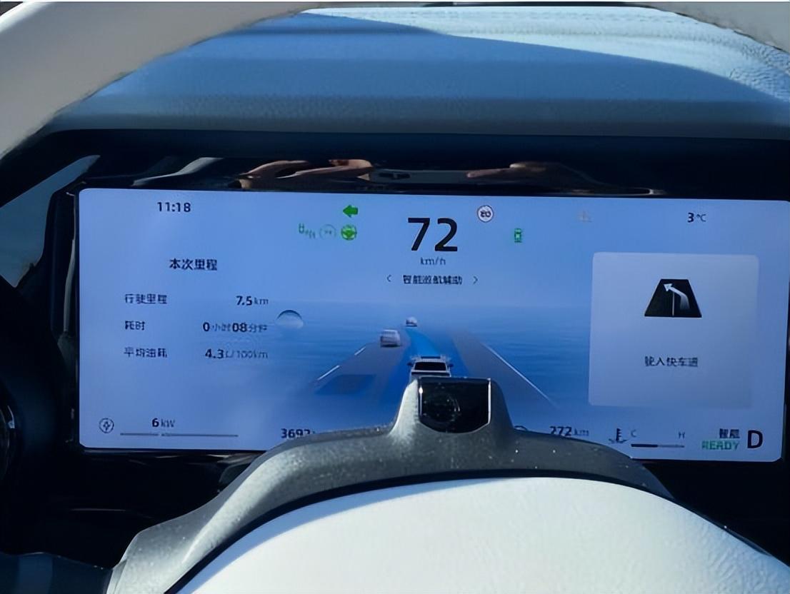 燃油車的智駕升級別指望合資了,吉利星越L智擎率先出手了