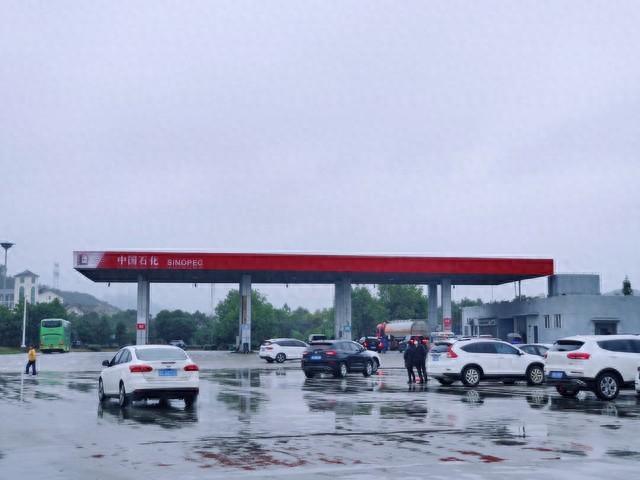 開電車回東北18小時(shí)充7次電