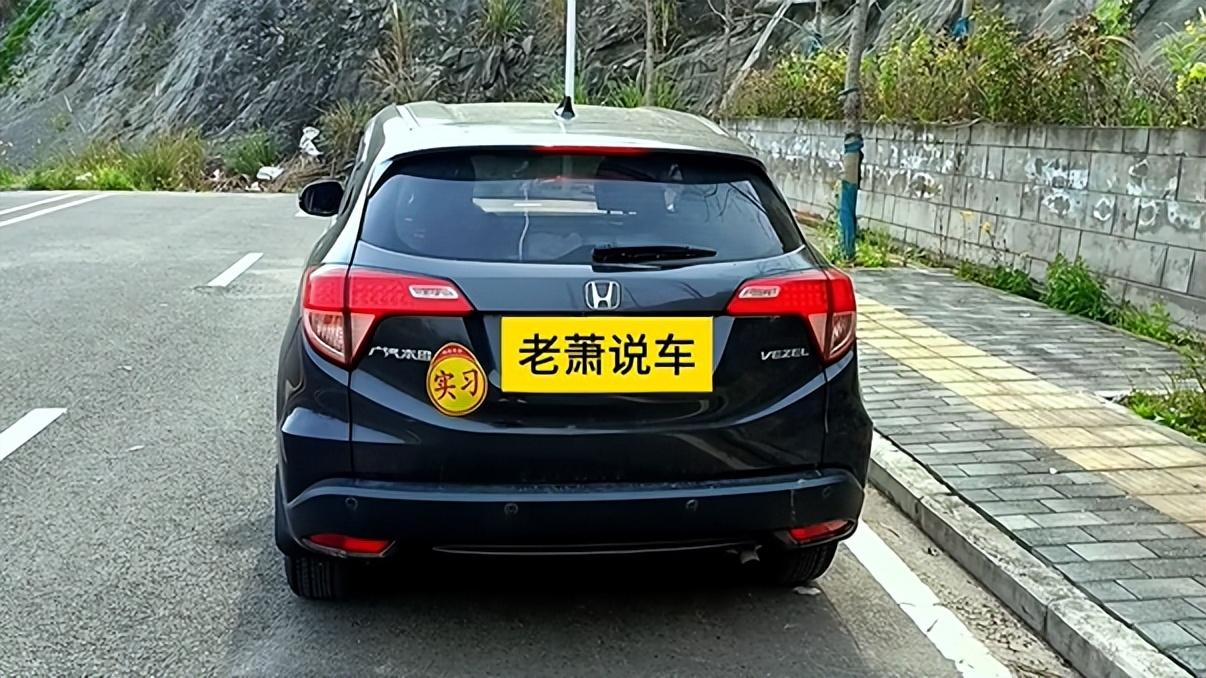 前車剎車燈不亮造成追尾,責任如何劃分,跟6種車容易追尾要注意