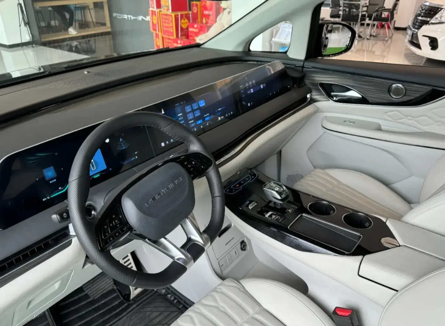 設計獨特性價比不錯,風行星海V9上市售19.99萬元起