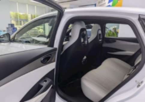 比亞迪海豹06實(shí)車進(jìn)店,與自家秦L同質(zhì)化,差異在于審美不同