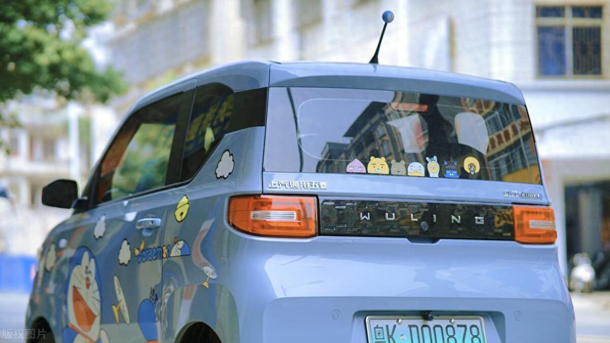車頂的小尾巴有什么作用?為何有些車卻沒有?老司機告訴你答案