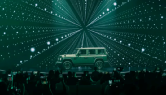 北京越野車傳奇歸來?變了味的“212”
