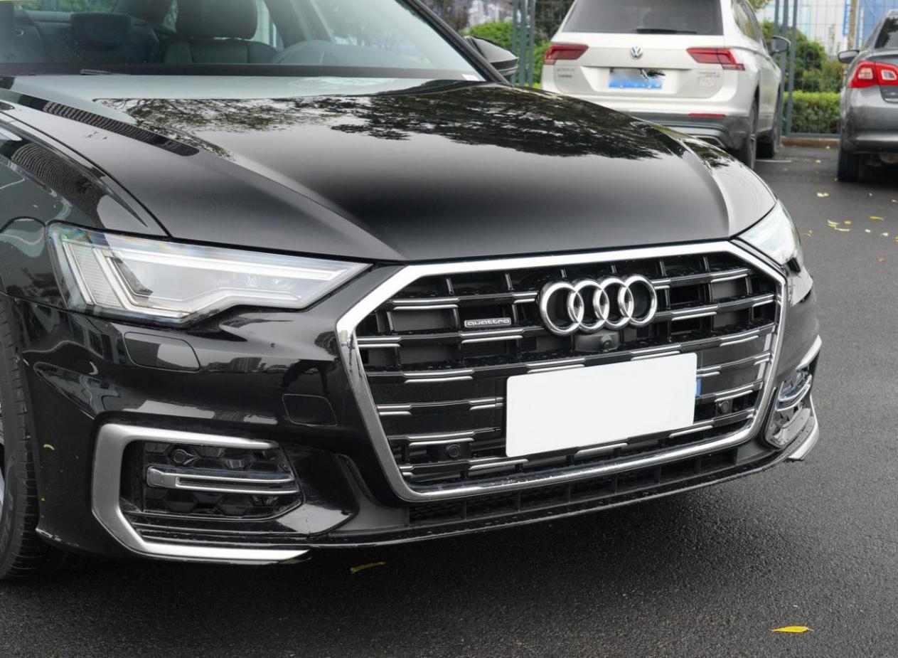 開了7年大眾邁騰,如今換成奧迪A6L,車主:差距顯而易見
