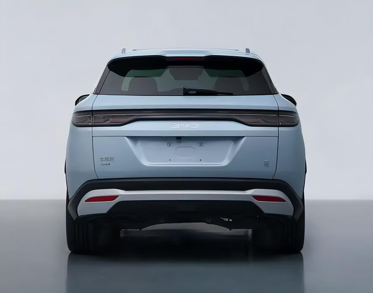最省油SUV?車長近4米8,比亞迪加持,續航超2000km,就等價格了