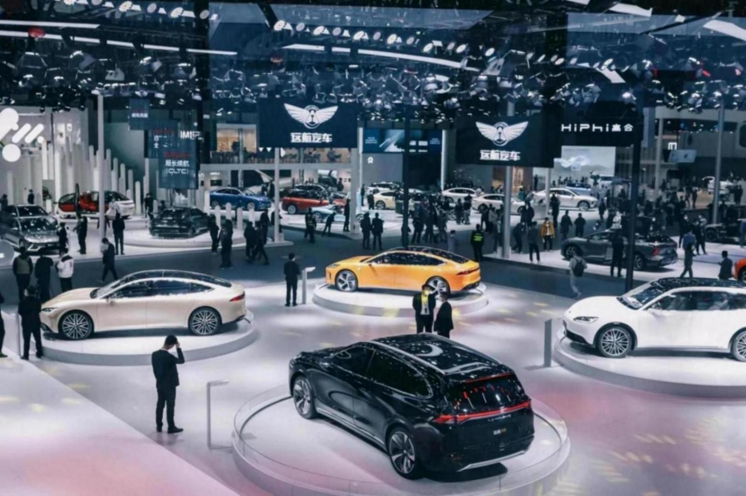 卡車廠的電動車能買?5.27米大車26萬多,720公里續航3.2秒破百