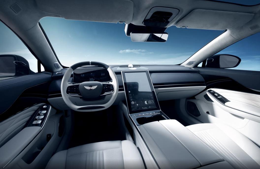 卡車廠的電動車能買?5.27米大車26萬多,720公里續航3.2秒破百