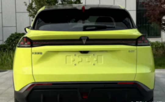 深藍(lán)汽車S07即將上市,搭載華為智能系統(tǒng)