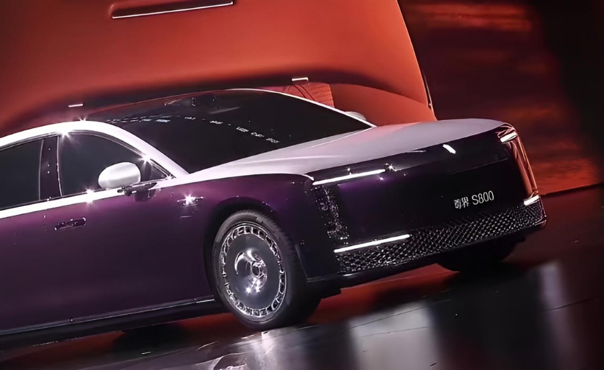 或采用增程式電動?尊界S800需要拿出什么,才能匹配百萬級定價?