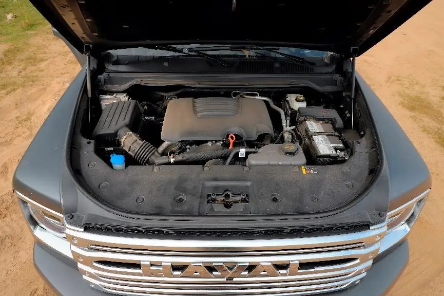 全系2.0T+ZF8AT,4驅+3把鎖!可選7座,越野出色,代步舒適!