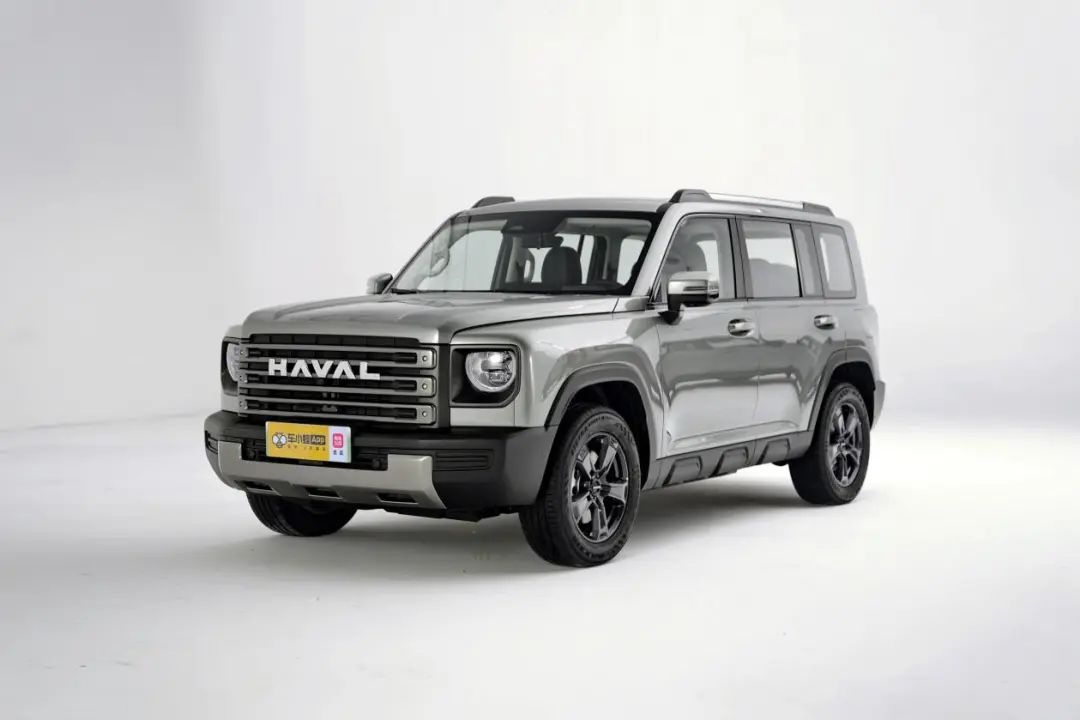 1.5T插混,兩驅/四驅,軸距2米8,不到20萬買方盒子SUV,選誰?