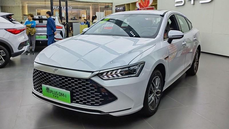寧王換電,15萬(wàn)的車(chē)將賣(mài)到10萬(wàn)元,增程2年后過(guò)時(shí)?