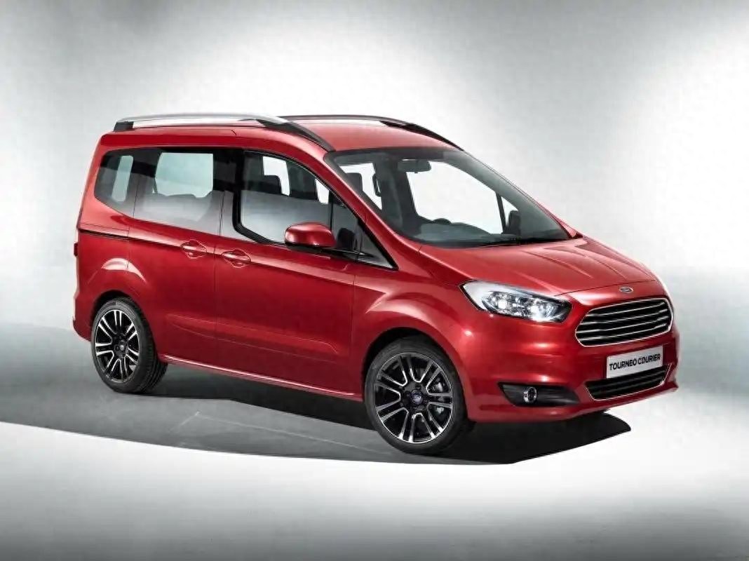 福特TourneoCourier:方正MPV+側滑門,車長4337mm,5座雙動力