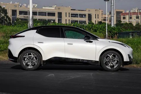 領(lǐng)克Z20詳細(xì)配置曝光,魅族車機(jī)成亮點(diǎn)