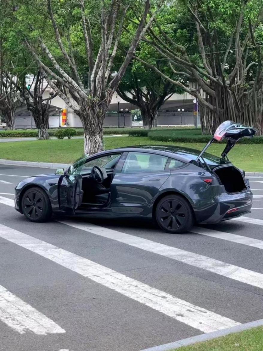 特斯拉Model 3 | 永遠的純電經(jīng)典