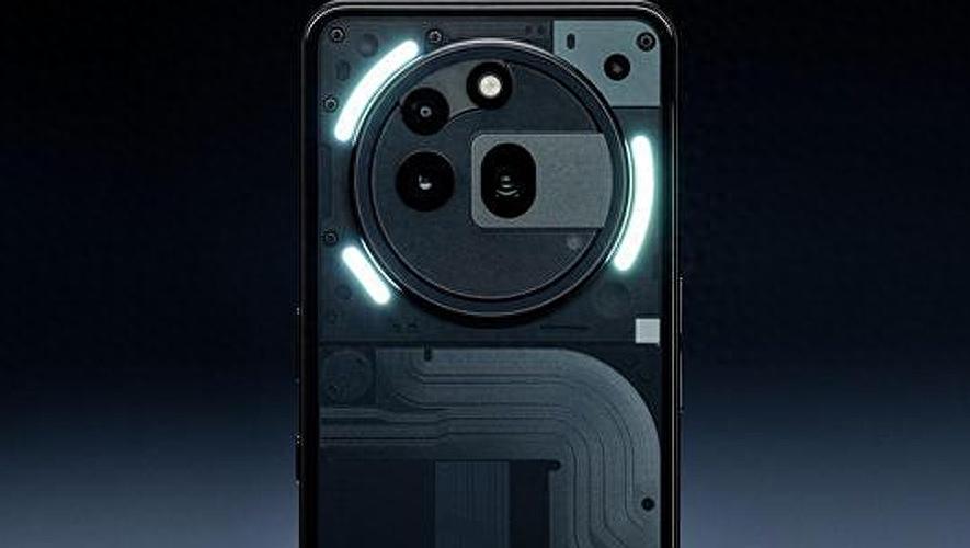 MWC 2025炸裂開場(chǎng)!魅族真我?guī)p峰對(duì)決,新機(jī)技術(shù)顛覆想象!