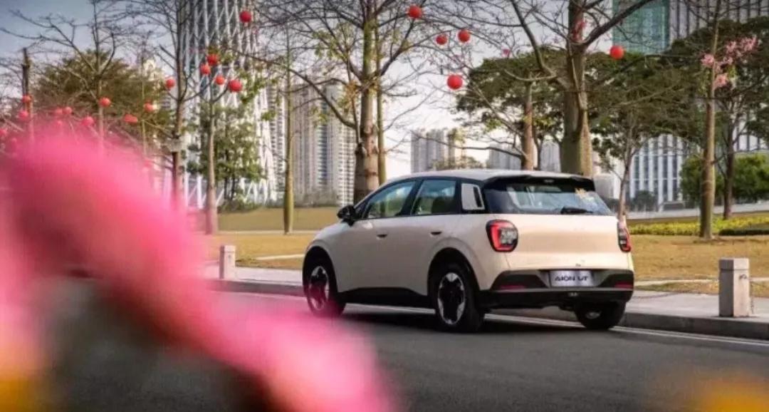 10.98萬(wàn)起+緊湊型SUV+搭高階智駕,廣汽豐田鉑智3X上市 埃安UT來(lái)了